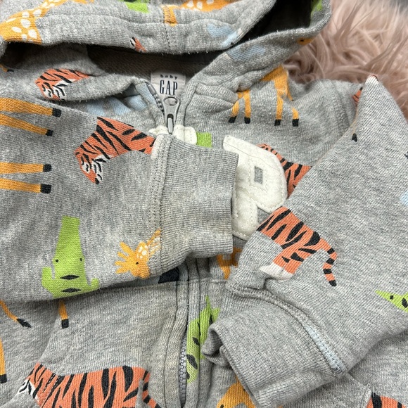 Gap Animal Sweater - Picture 4 of 6